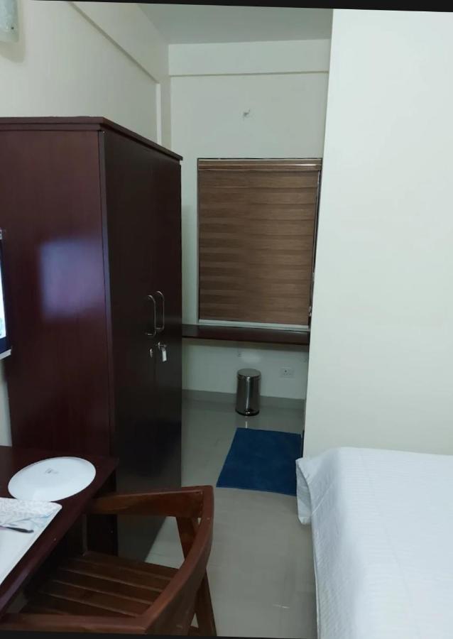 Masterkey Deluxe Rooms Kochi Εξωτερικό φωτογραφία